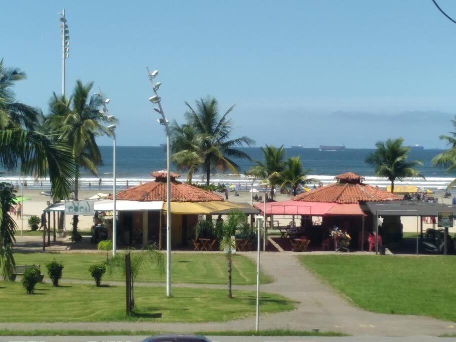 Excelente Localizacao O Mar Na Sua Frente Confira Lägenhet São Vicente Exteriör bild